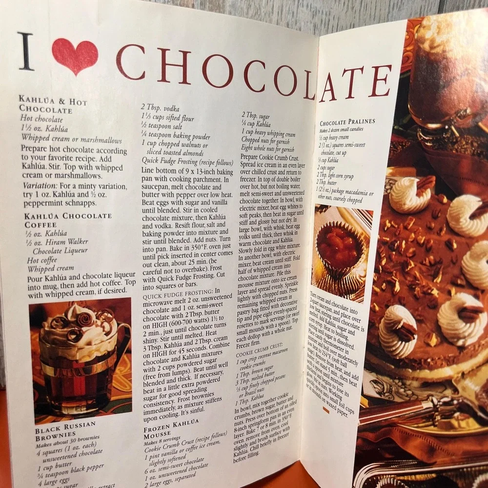 Kailua Anything Goes Vintage 1990s Mixed drink and recipe cookbook‎ Vintage